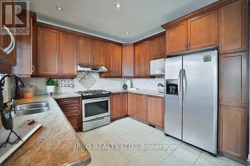 22 Lucky Lane, Brampton, ON - Indoor Photo Showing Kitchen With Double Sink