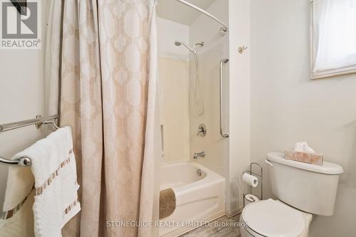 159 Ashley St, Belleville, ON - Indoor Photo Showing Bathroom