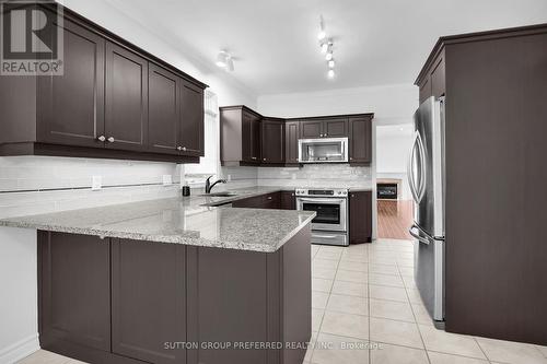 #75 -50 Northumberland Rd, London, ON - Indoor Photo Showing Kitchen With Stainless Steel Kitchen