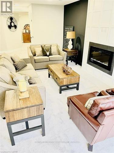 #Lot 21 -35 Old Course Rd, St. Thomas, ON - Indoor Photo Showing Living Room With Fireplace