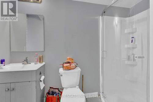 12 Aldwinckle Heights, Toronto, ON - Indoor Photo Showing Bathroom