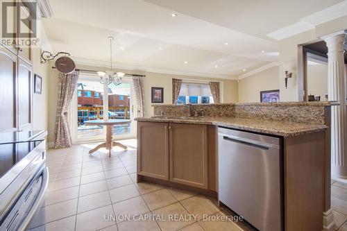 9 Cross Country Boulevard, Caledon, ON - Indoor Photo Showing Kitchen