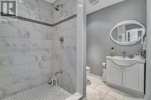 4166 Cawthra Road, Mississauga, ON - Indoor Photo Showing Bathroom