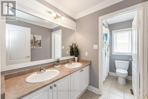 39 Louvain Drive, Brampton, ON - Indoor Photo Showing Bathroom
