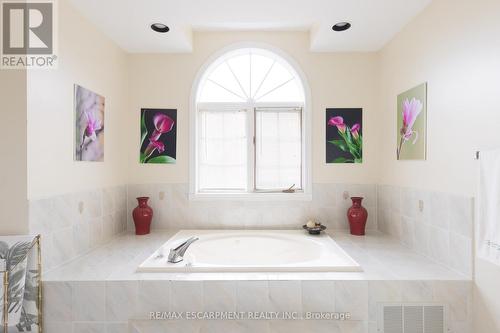 5069 Montclair Drive, Mississauga, ON - Indoor Photo Showing Bathroom
