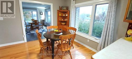 37 Dempsey Rd, Prince Edward County, ON - Indoor Photo Showing Dining Room
