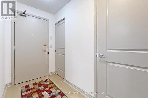 301 - 27 Rean Drive, Toronto, ON - Indoor Photo Showing Other Room