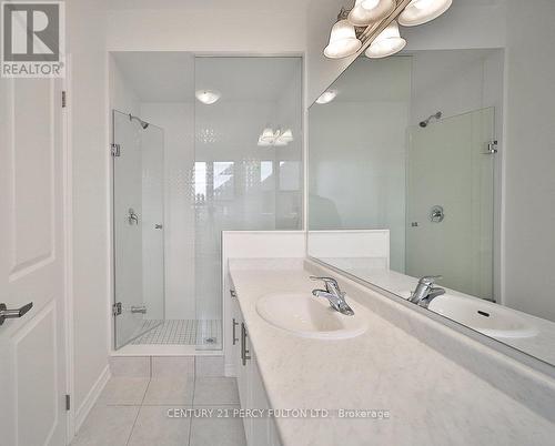 25 Bromfield St, Whitby, ON - Indoor Photo Showing Bathroom