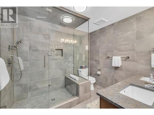 375 Raven Ridge Road Unit# 301B, Big White, BC - Indoor Photo Showing Bathroom