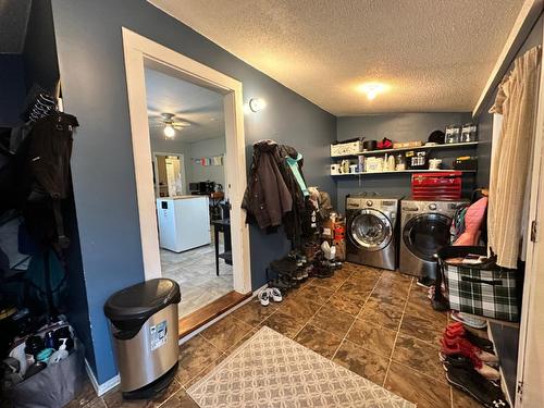 131 77Th Avenue, Grand Forks, BC - Indoor