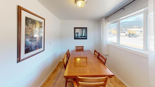 1221 Alexander Drive, Golden, BC - Indoor Photo Showing Other Room