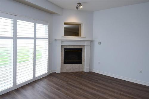 484 Millen Road|Unit #15, Stoney Creek, ON - Indoor Photo Showing Living Room With Fireplace