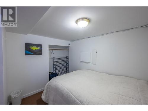 13013 Rosedale Avenue, Summerland, BC - Indoor Photo Showing Bedroom