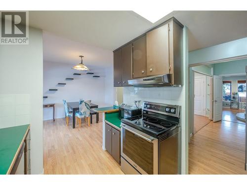 13013 Rosedale Avenue, Summerland, BC - Indoor Photo Showing Kitchen