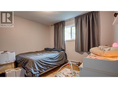 2255 Rosedale Avenue, Armstrong, BC - Indoor Photo Showing Bedroom