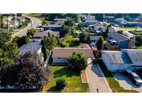 2255 Rosedale Avenue, Armstrong, BC - Outdoor