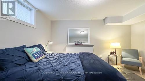 8 Harbour Park Court, Lambton Shores, ON - Indoor Photo Showing Bedroom