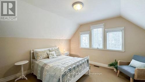 8 Harbour Park Court, Lambton Shores, ON - Indoor Photo Showing Bedroom