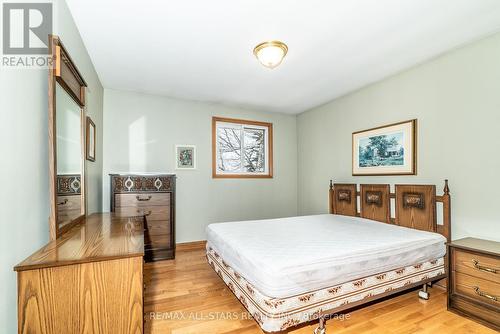 112 Golden Mile Rd, Kawartha Lakes, ON - Indoor Photo Showing Bedroom