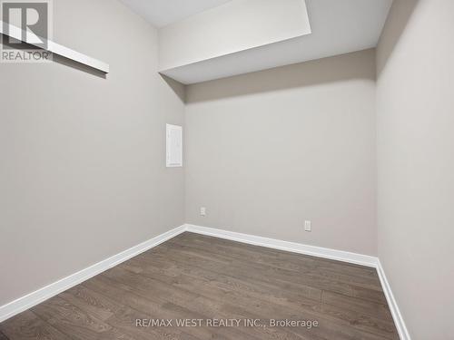 #516 -50 Ann St, Caledon, ON - Indoor Photo Showing Other Room