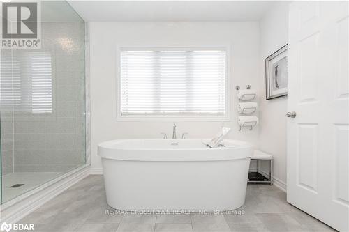 9 Copeland Crescent, Innisfil, ON - Indoor Photo Showing Bathroom