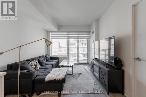 711 - 195 Redpath Avenue, Toronto, ON - Indoor Photo Showing Living Room