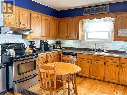 178 Main Street, Canterbury, NB - Indoor Photo Showing Kitchen With Double Sink