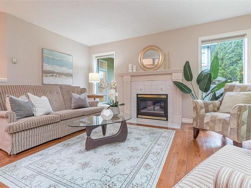 8614 Minstrel Pl, North Saanich, BC - Indoor Photo Showing Living Room With Fireplace