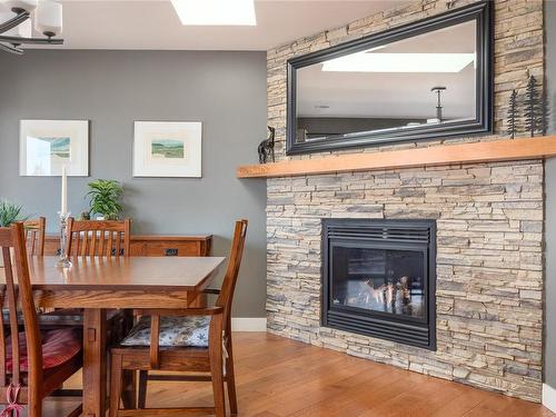 6198 Waterbury Rd, Nanaimo, BC - Indoor Photo Showing Other Room With Fireplace