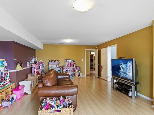6488 Lasalle Rd, Nanaimo, BC - Indoor Photo Showing Other Room