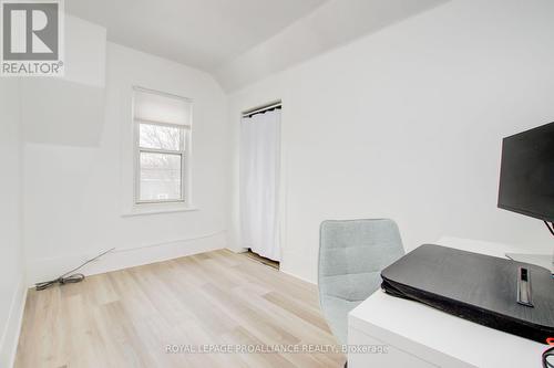 63 Centre St, Trent Hills, ON - Indoor Photo Showing Other Room