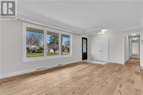 47 Valerie Dr, St. Catharines, ON - Indoor Photo Showing Other Room