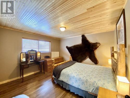 6529 Grey Crescent, Horse Lake, BC - Indoor Photo Showing Bedroom
