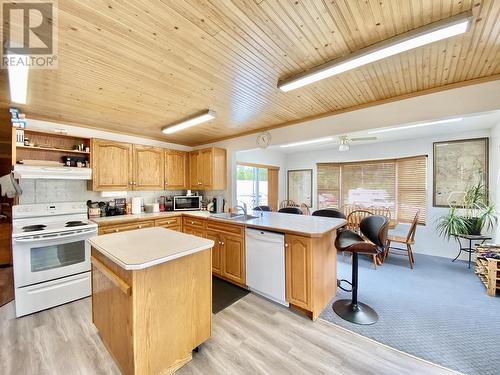6529 Grey Crescent, Horse Lake, BC - Indoor Photo Showing Kitchen With Double Sink
