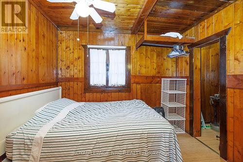263 Cherrywood Avenue, Fort Erie, ON - Indoor Photo Showing Bedroom