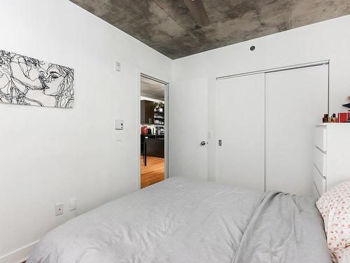 Chambre Ã Â coucher - 604-950 Rue Notre-Dame O., Montréal (Le Sud-Ouest), QC - Indoor Photo Showing Bedroom