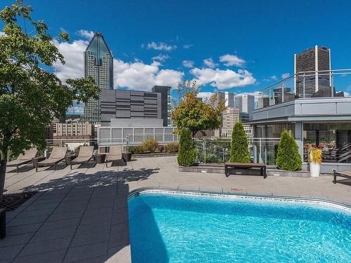 Pool - 604-950 Rue Notre-Dame O., Montréal (Le Sud-Ouest), QC - Outdoor With In Ground Pool