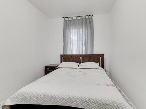 Chambre Ã  coucher principale - 8785  - 8787 Rue Verville, Montréal (Ahuntsic-Cartierville), QC - Indoor Photo Showing Bedroom
