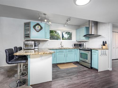 1202 43 Avenue, Vernon, BC - Indoor Photo Showing Kitchen