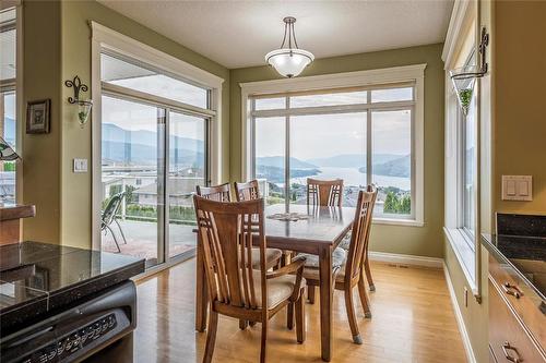 664 Mt York Drive, Coldstream, BC - Indoor Photo Showing Dining Room