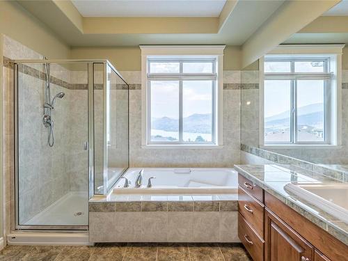 664 Mt York Drive, Coldstream, BC - Indoor Photo Showing Bathroom