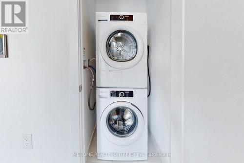 #3119 -585 Bloor St E, Toronto, ON - Indoor Photo Showing Laundry Room