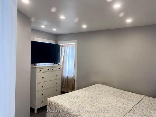 37 Dell St, Sudbury Remote Area, ON - Indoor Photo Showing Bedroom
