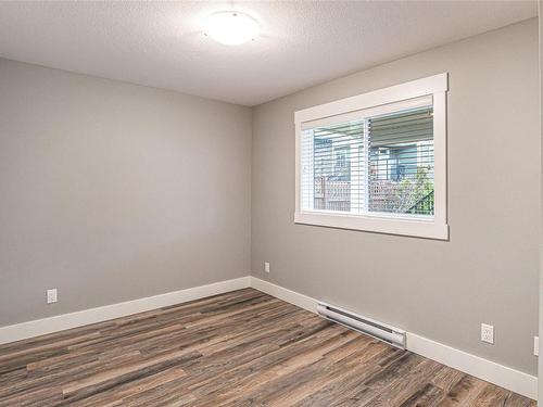 101 Linmont Rd, Nanaimo, BC - Indoor Photo Showing Other Room