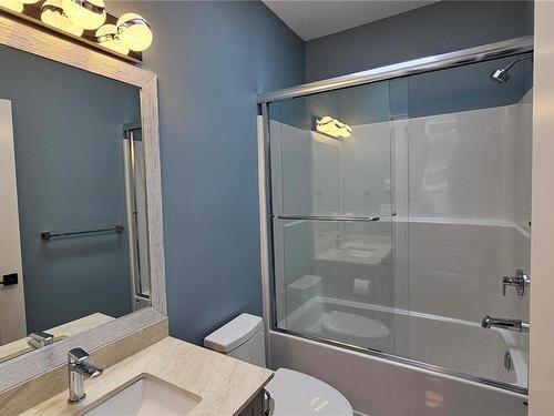 599 Ravenswood Dr, Nanaimo, BC - Indoor Photo Showing Bathroom
