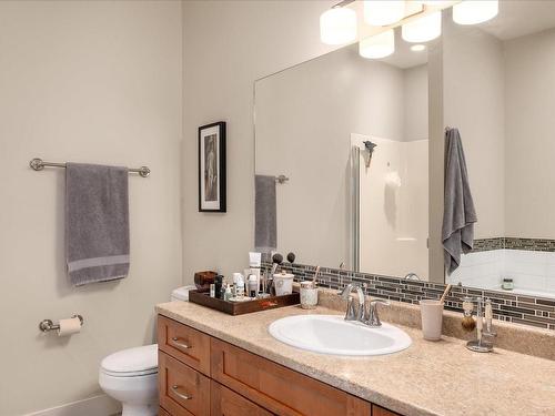 623 Sarum Rise Way, Nanaimo, BC - Indoor Photo Showing Bathroom