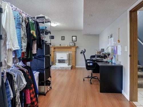 352/354 Alexander Ave, Kamloops, BC - Indoor With Storage