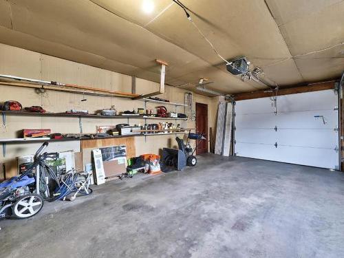 319 Brooke Drive, Chase, BC - Indoor Photo Showing Garage