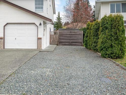 5935 Cathedral Cres, Nanaimo, BC - Outdoor With Exterior