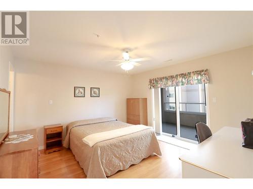 2265 Atkinson Street Unit# 407, Penticton, BC - Indoor Photo Showing Bedroom